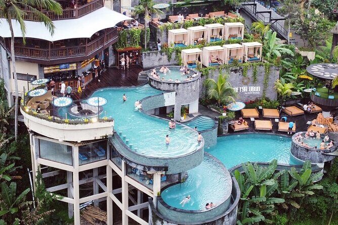 Ubud: Exclusive Romantic Photo Cruise with Gourmet Delights - Key Points