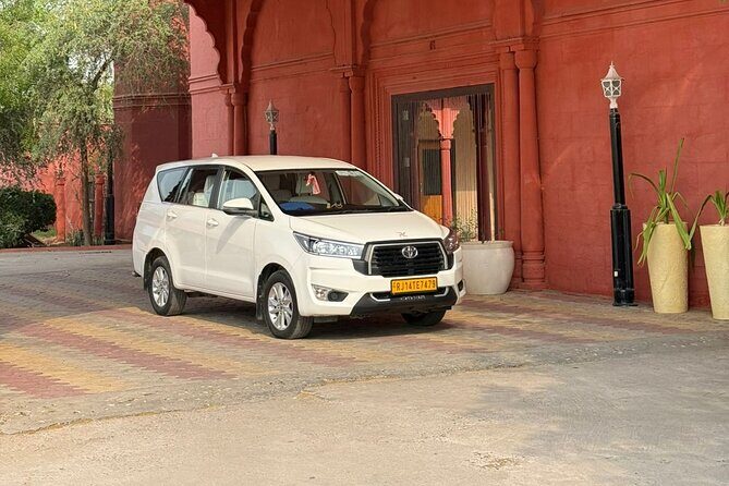 Udaipur Airport to Udaipur Hotels drop: Private Transfers - In-Depth Review: Making the Most of Your Udaipur Airport Transfer