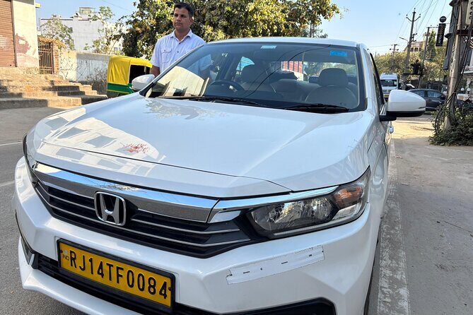 Udaipur Airport to Udaipur Hotels drop: Private Transfers - FAQ