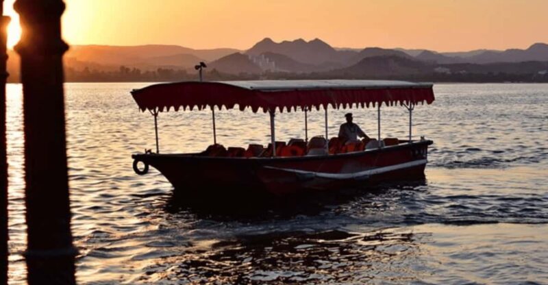 Udaipur: Guided Walking Tour of Ghats with Boat Ride - A Deep Dive into the Udaipur Ghat Tour Experience