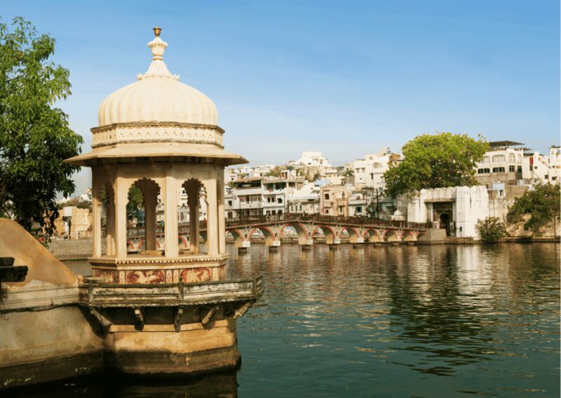 Udaipur: Guided Walking Tour of Ghats with Boat Ride - FAQ