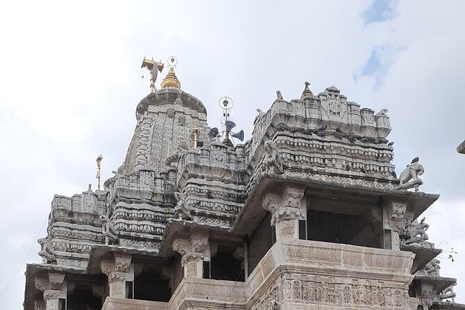 Udaipur Heritage City and Local Market Walking tour - FAQ