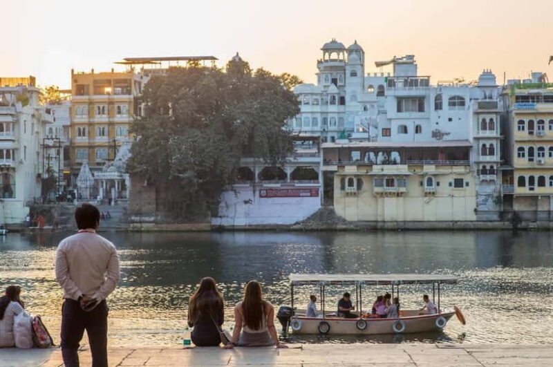 Udaipur: Heritage & Culture Walking Tour with Guide - Why This Tour Is Worthwhile