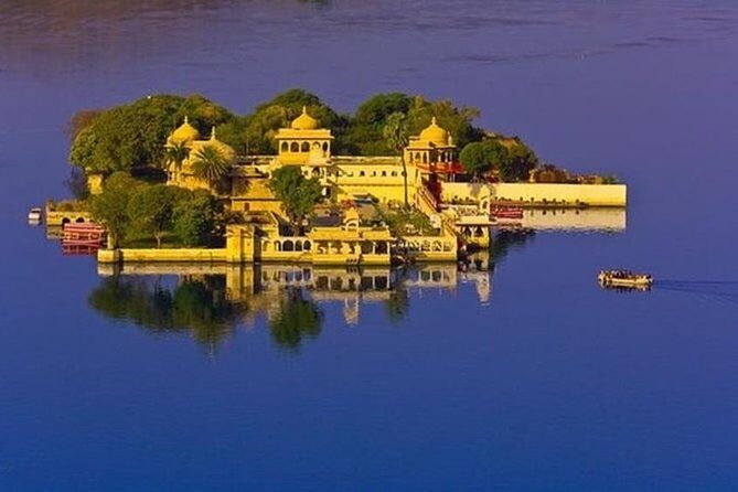 Udaipur in Half Day Sightseeing with guide and transfers - An In-Depth Look at the Udaipur Half-Day Tour