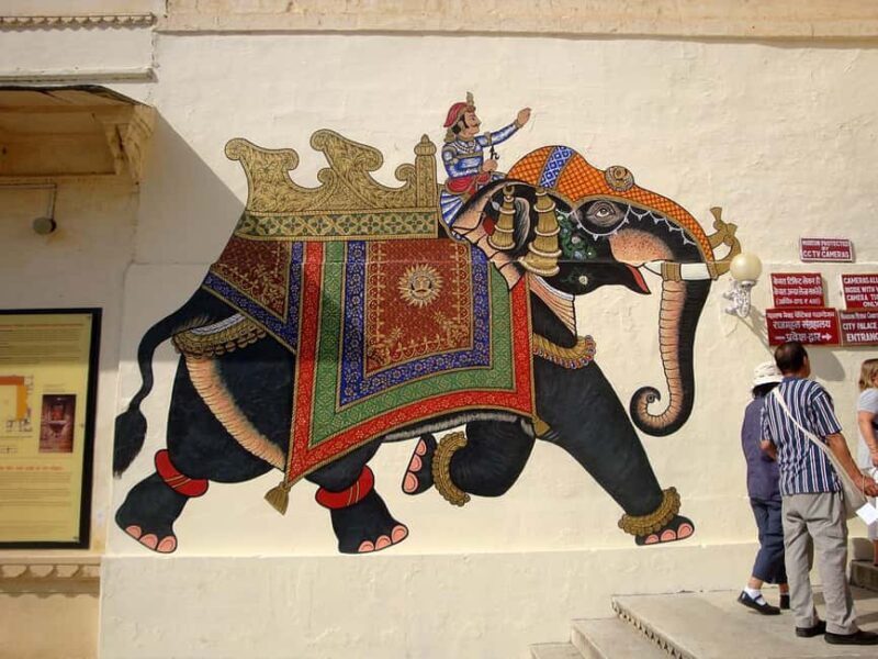 Udaipur: Private Full-Day Sightseeing Tour by Car with Guide - Key Points