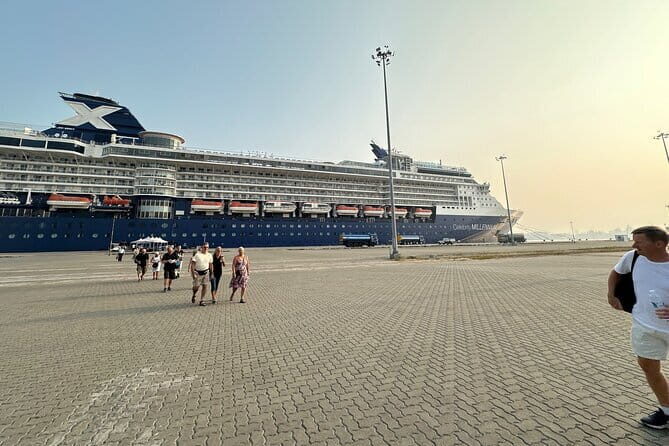 Udawalawe Safari & Elephant Orphanage visit from Hambantota port - FAQ