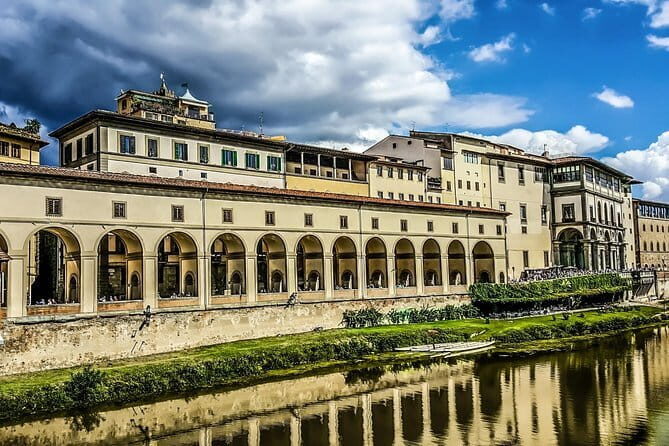 Uffizi Gallery Private Tour with 5-star Guide - Exploring the Uffizi: A Private Guided Experience