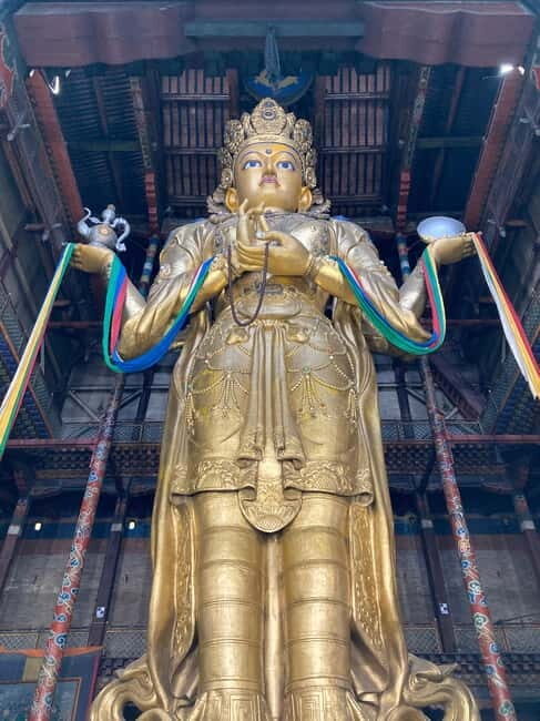 Ulaanbaatar: Private custom walking tour with a local guide - In-Depth Look at the Tour