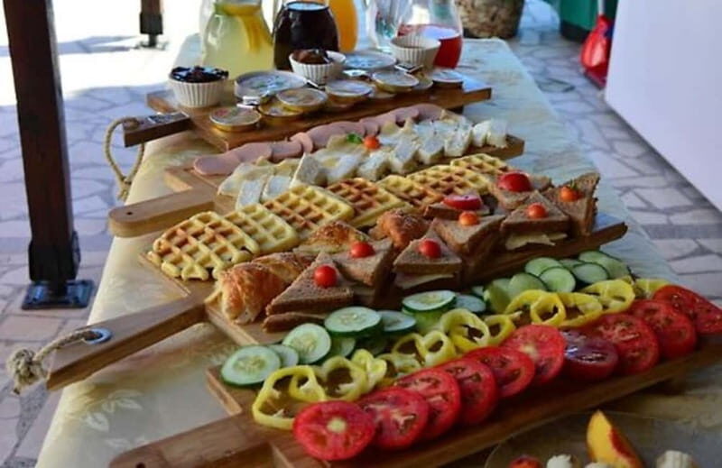 Ulcinj: Local taste. Breakfast, Lunch or Dinner - Frequently Asked Questions