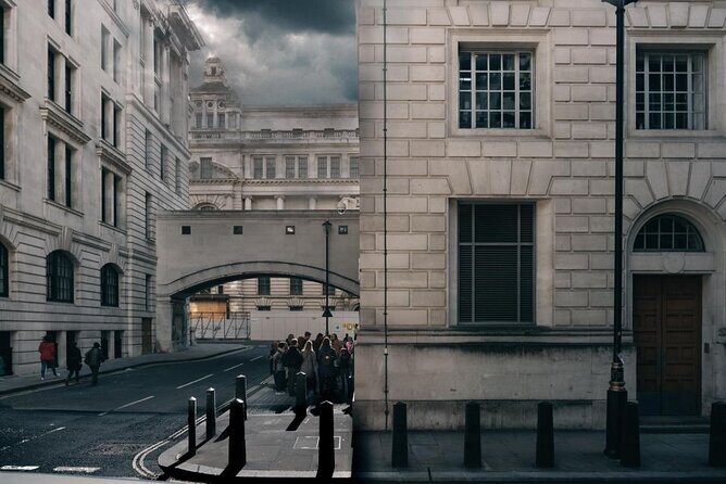 Ultimate Guided Tour of London - Exploring London on Foot: The Ultimate Guided Tour