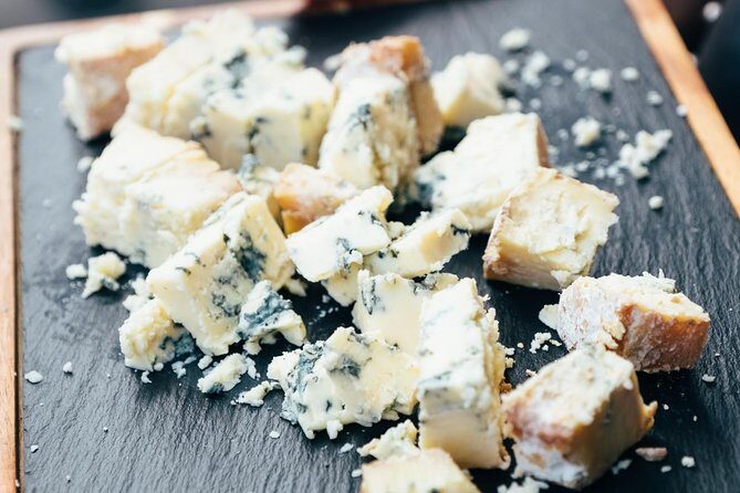 Ultimate London Cheese Crawl : Guided Food Tour - Covent Garden and the Finale