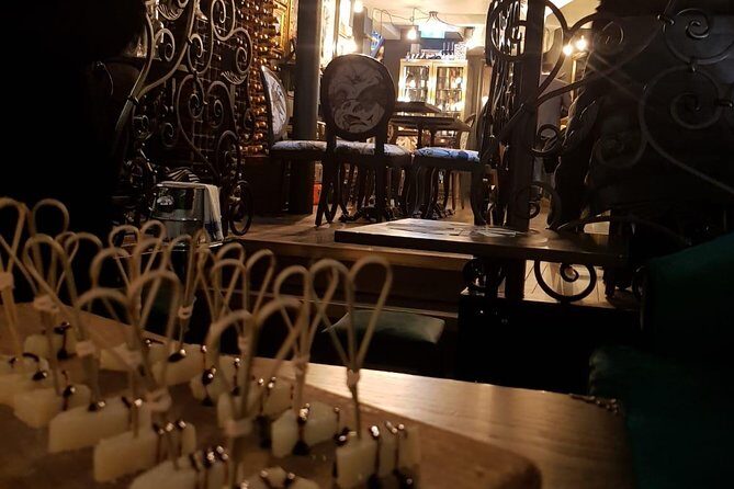 Ultimate London Cheese Crawl : Guided Food Tour - What’s Included and What’s Not