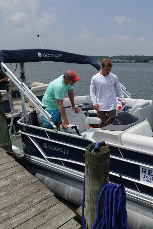 Ultimate Pontoon Boat Rental in Chincoteague Island, VA - Key Points