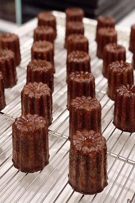 Ultimate Tastes and Tales Tour: Pastries, Stories, Flavors - An Authentic Bite of Bordeaux: Ultimate Tastes and Tales Tour