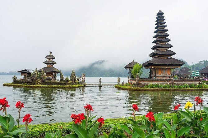 Ulun Danu Beratan Temple Bali Instagramable Tour - An In-Depth Look at the Ulun Danu Beratan Temple Bali Instagramable Tour