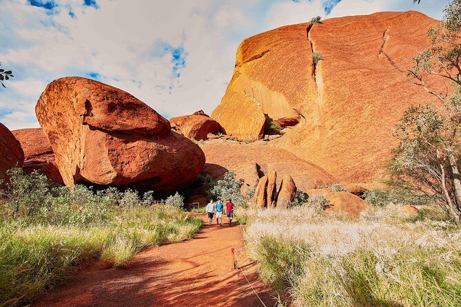 Uluru (Ayers Rock) Base and Sunset Half-Day Trip with Opt Outback BBQ Dinner - FAQ