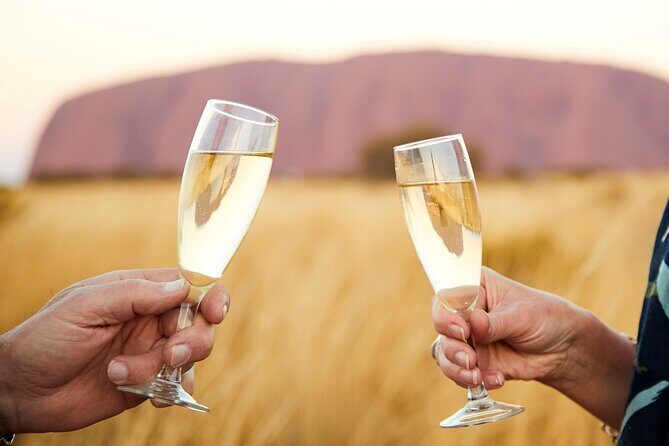 Uluru (Ayers Rock) Sunset + Outback Barbecue Dinner & Star Talk - The Sum Up