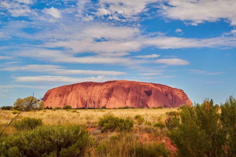Uluru: Guided Walking Tour at Sunrise with Light Breakfast - A Deep Dive into the Experience