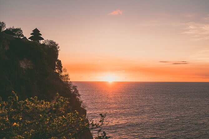 Uluwatu Sunset Experience: Kecak Dance and Dinner at Jimbaran - Detailed Breakdown of the Itinerary