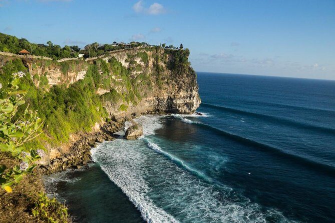 Uluwatu Sunset, Kecak Dance and Jimbaran Seafood Dinner - Key Points