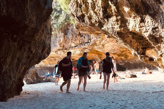 Uluwatu Sunset, Kecak Dance and Jimbaran Seafood Dinner - The Sum Up