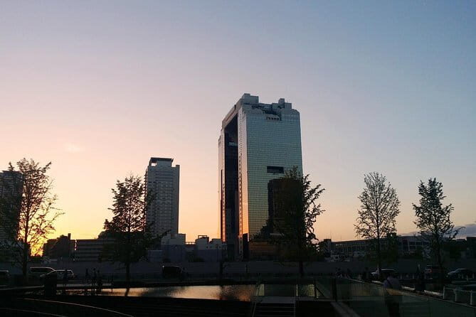 Umeda Sky Building KUCHU-TEIEN OBSERVATORY - Exploring the Umeda Sky Building: A Detailed Perspective