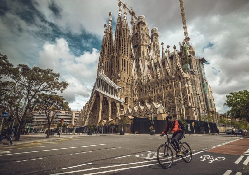 Uncover Sagrada Familia: Gaudís Designs and Museum Exhibits - Exploring the Sagrada Familia: Gaudí’s Architectural Marvel