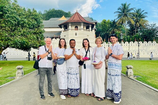 Uncover Sri Lanka for 10 Days Journey Through Culture and Nature - Exploring the Diverse Wonders of Sri Lanka in 10 Days