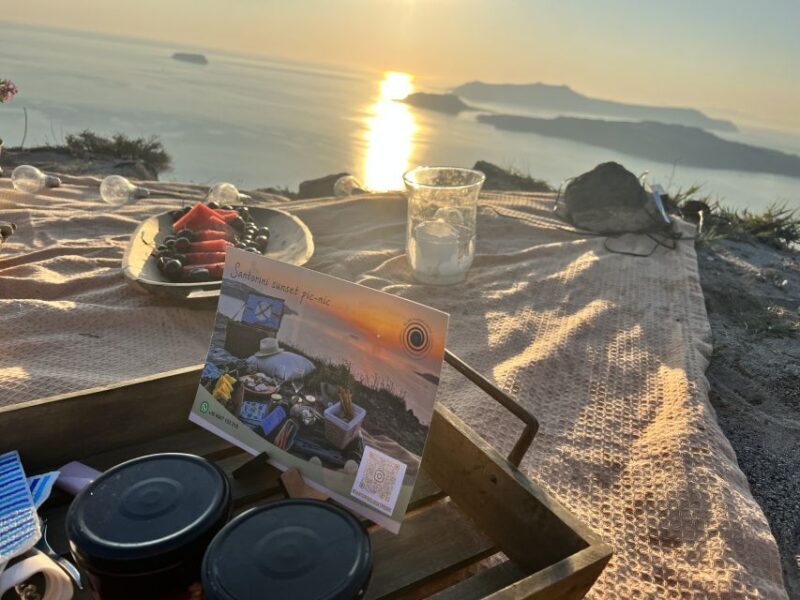 Uncrowded Santorini Sunset PicNic - Who Will Love This Tour?