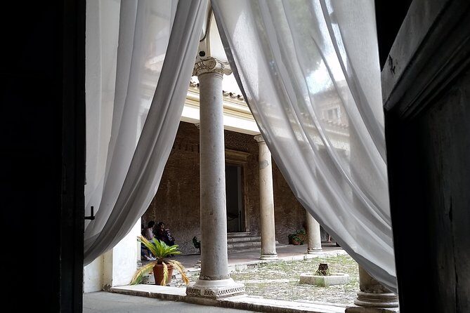 Underground Rome Tour: St. Clement and Celian Houses - What Sets This Tour Apart?