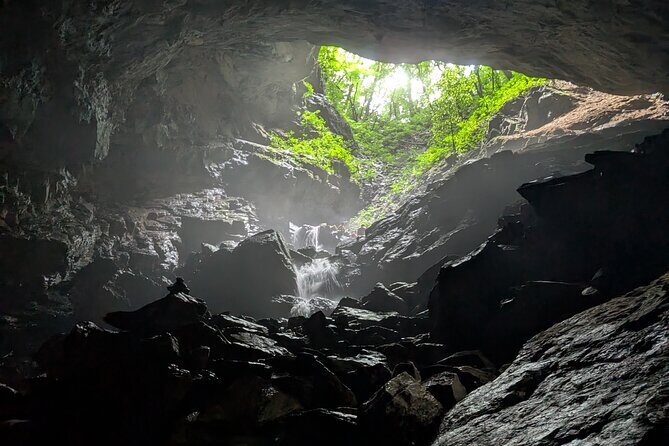 Underground World - Underground World: An Authentic Journey into Oaxaca’s Cave System