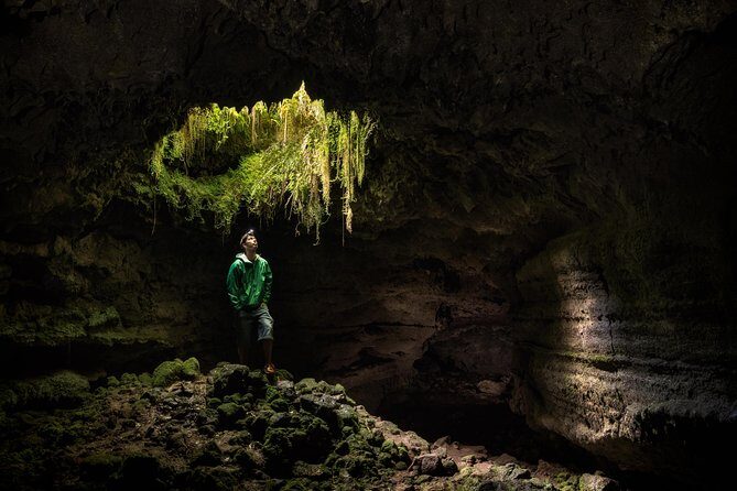 UNDERGROUNDTOUR (Full Day Private Tour) - Discovering Terceiras Underground Wonders: A Full-Day Private Cave Tour