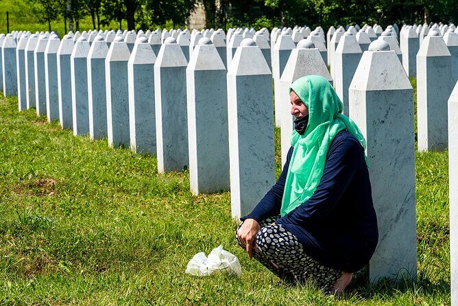 Understanding Srebrenica Genocide Tour + Lunch with Local Family Included - Key Points