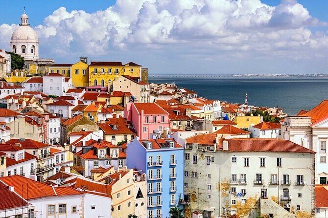 Unforgettable 3 Hours Lisbon City Tour with Tuk Tuk - Who Should Consider This Tour?