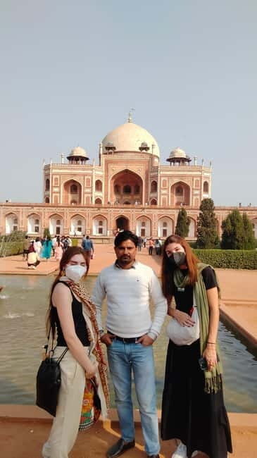 "Unforgettable Delhi: Iconic Landmarks & Hidden Gems". - Key Points