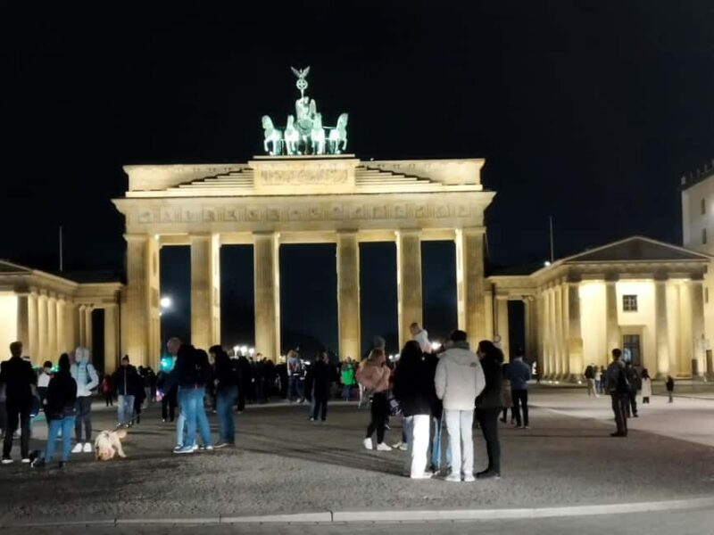 Unic Berlin (Multi) Rickshaw Private by Night Taylor Made - A detailed look at your Berlin night tour experience