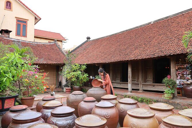 Unique Culture and Art Experience in Duong Lam Ancient Village - A Deep Dive into the Experience
