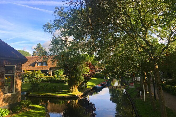 Unique Dutch villages Tour incl Boat & Hotel pick up - Who is this tour best for?