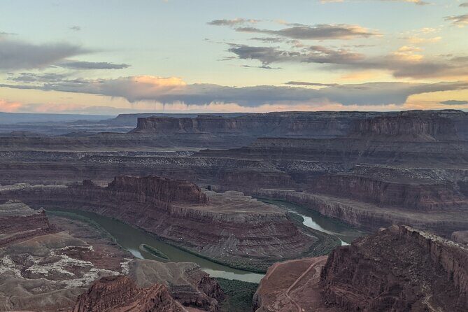 Unique Secluded Sunset In Moab: Canyonlands by 4x4 & Hike - Key Points