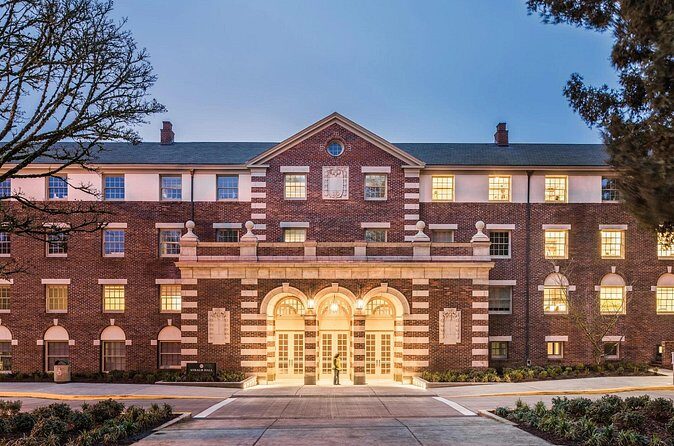 University of Oregon Scavenger Hunt and Escape Game - The Sum Up