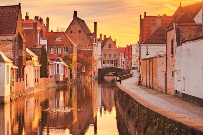 Unknown Bruges: A Self-Guided Audio Tour to the Heart of the Medieval Metropole - Exploring Bruges with the Unknown Bruges Audio Tour