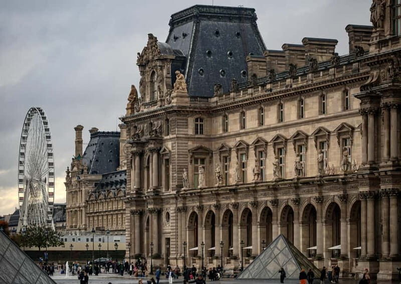 Unknown Paris: Walking Tour with an Expert Guide - In-Depth Breakdown of the Itinerary