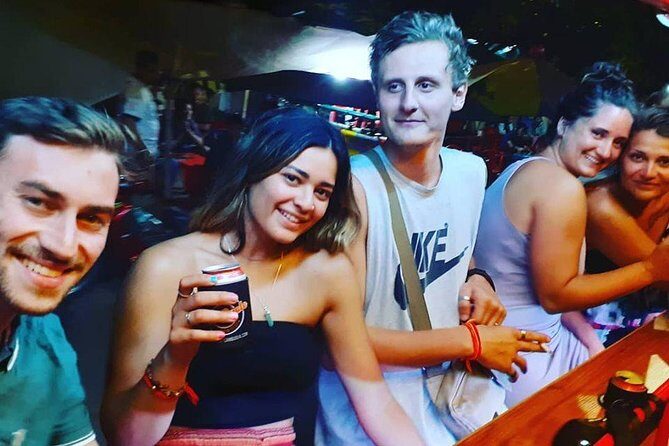 Unlimited Drinks! Pre-Game Session - 1 Hour - Who Should Consider This Tour?