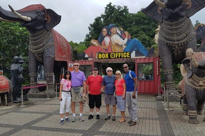 Unveiling Bollywood: Grand Tour of Iconic Real Sets & Their Story - Key Points