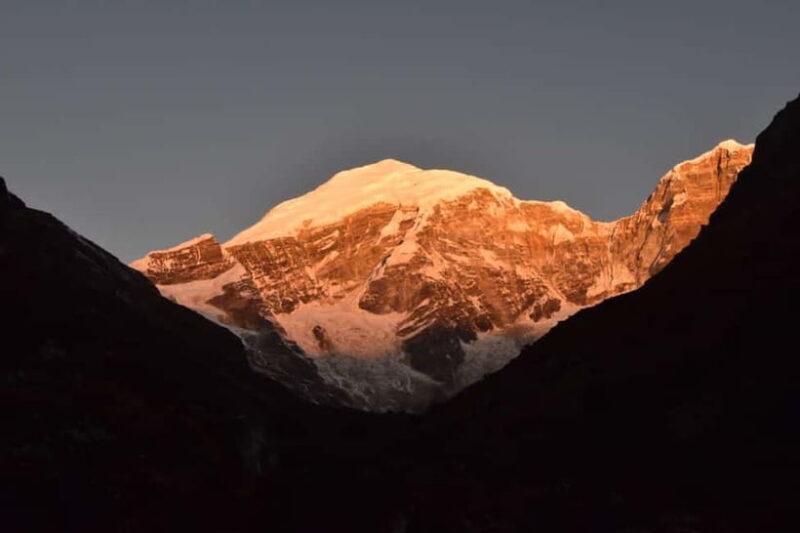 "Unveiling the Himalayas: 12-Day Jomolhari Trek Adventure" - Authentic Mountain and Cultural Experiences