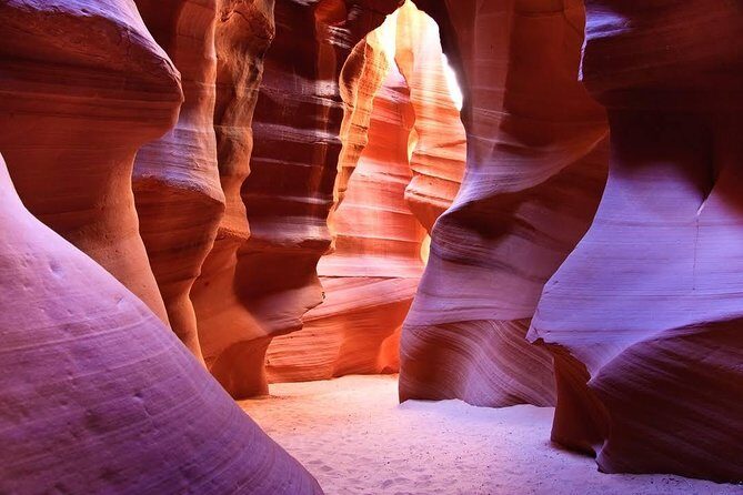 Upper Antelope Canyon & Horseshoe Bend Tour from Las Vegas - Exploring the Southwest’s Wonders: Upper Antelope Canyon & Horseshoe Bend Tour from Las Vegas