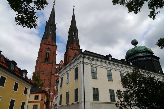 Uppsala Must See 2h city walk - 2h tour of all big attractions! - Exploring Uppsala in 2 Hours: The Practical Details