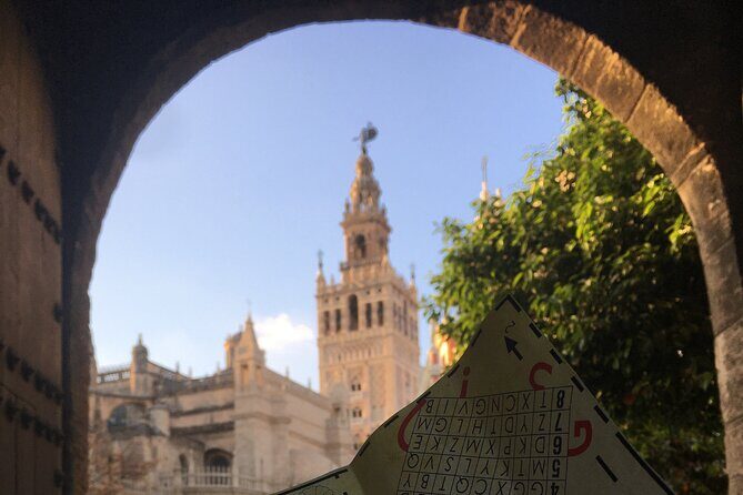 Urban Adventure Game in Seville with an app - Exploring Seville with an App and a Mission