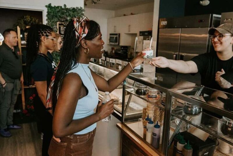 Urban Canvas: A Downtown Orlando Cultural Tour - A Closer Look at the Experience