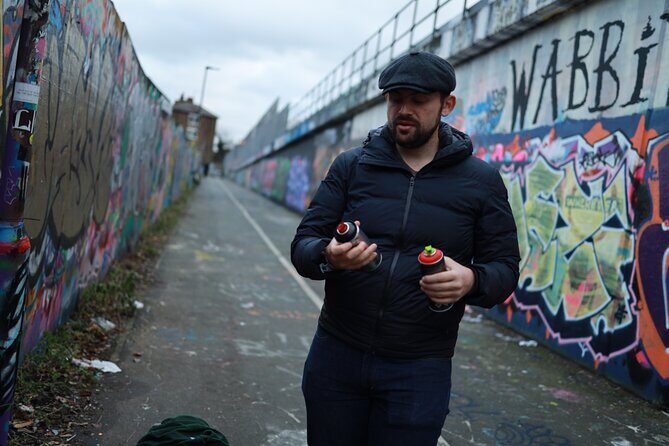 Urban Canvas: Exploring Shoreditch's Vibrant Street Art - A Detailed Look at the Shoreditch Street Art Tour
